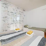 Appartement By The Sea In