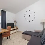 By The Sea In Appartement