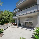 By The Sea In Appartement *