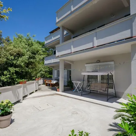 By The Sea In Apartment *