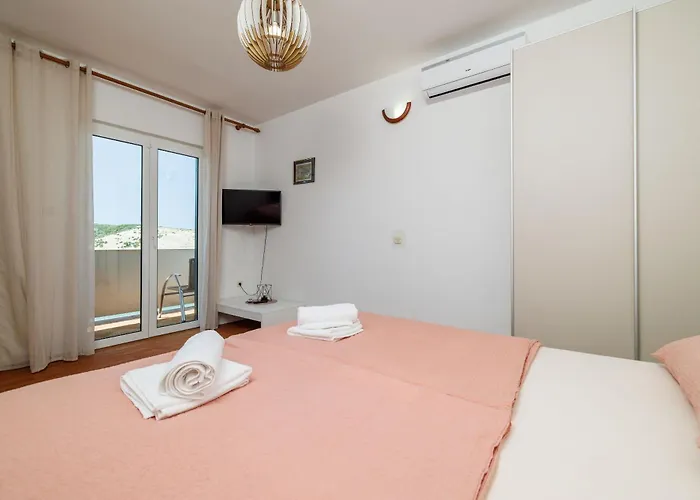 By The Sea In Apartment *