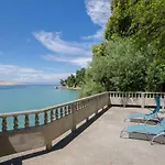 By The Sea In Apartman *